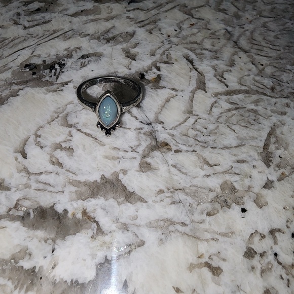 Vintage Sterling Silver Marquise Opal Ring – Italy Made, Sicilian Jewelry - Picture 4 of 4